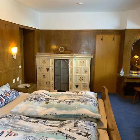 Berghaus Carlsfeld *